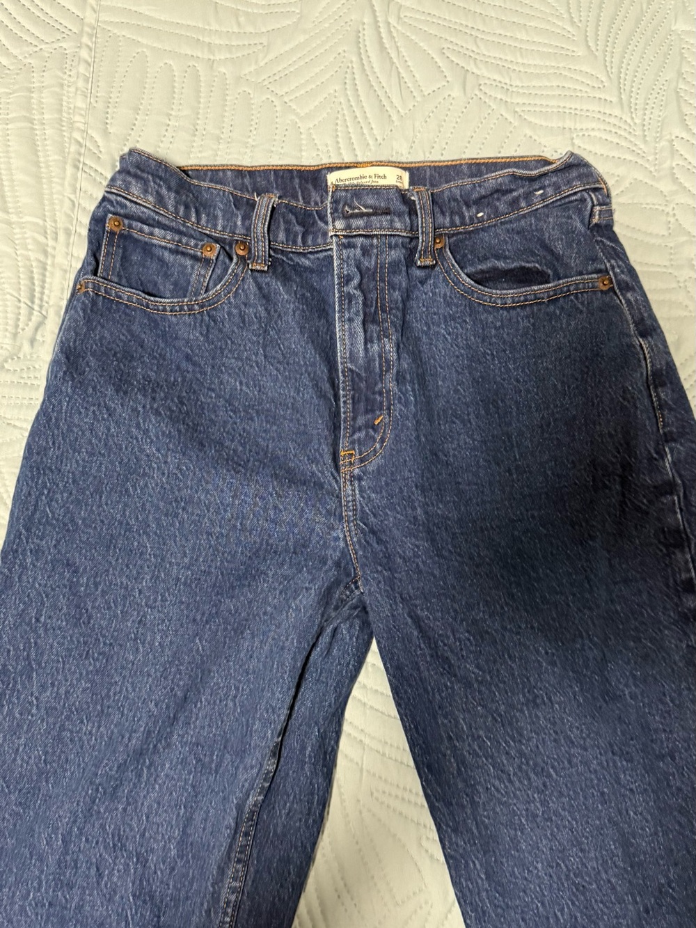 Abercrombie & Fitch 90’s relaxed Jean